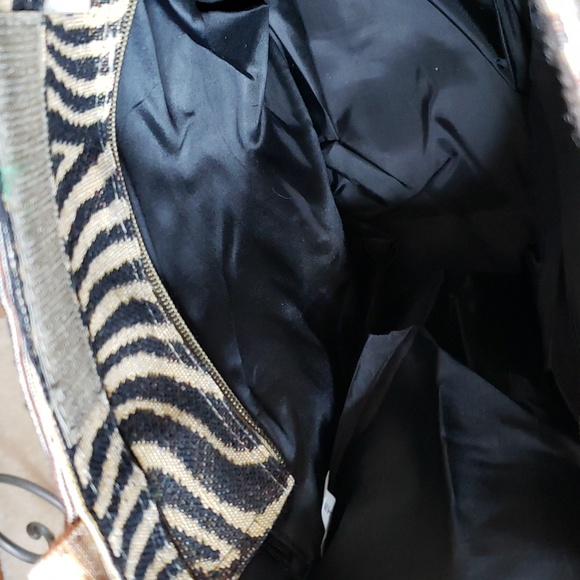 NWT JADE Tapestry Tote Purse Handbag - Picture 6 of 7